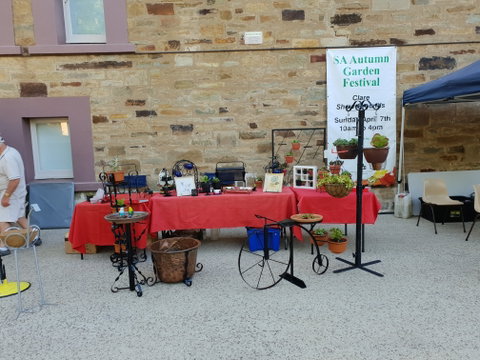 Clare Show Market - Restaurant Guide 1