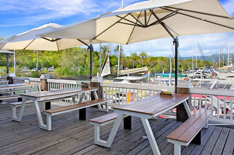 Hemingway's Brewery Port Douglas - Restaurant Guide 0