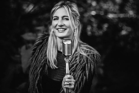 Fireside Jazz Dinner With Ella’s Holiday - Restaurant Guide 0