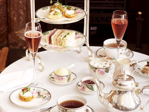 Girls Big Day Out Christmas Party - Restaurant Guide 0