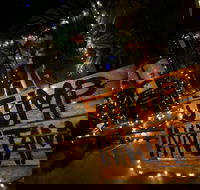 Jump Inn Jam Sessions - Restaurant Guide