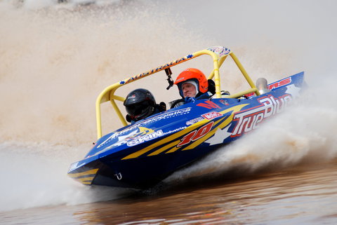 V8 Superboats - Restaurant Guide 0