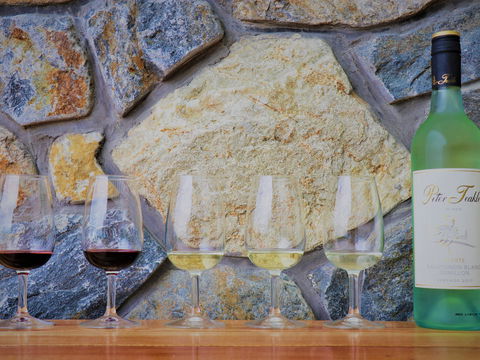 Peter Teakle Wines - Restaurant Guide 0