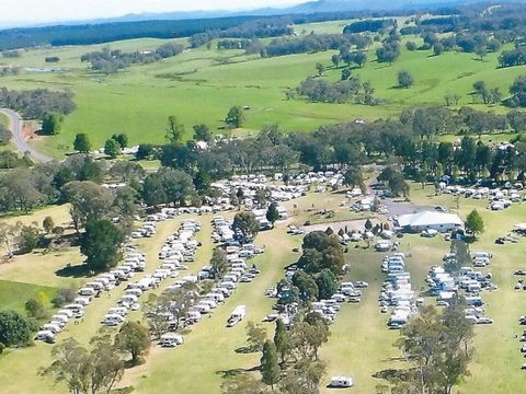 Rosewood Country Round Up Music Festival - Restaurant Guide 1