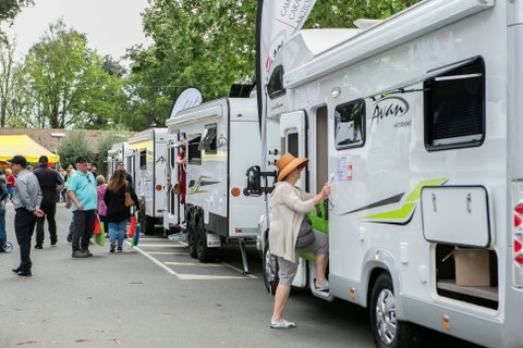 Canberra Caravan Camping Outdoor Expo - Restaurant Guide 2