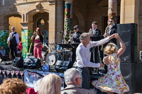 Jumpers And Jazz In July Festival - Restaurant Guide 0