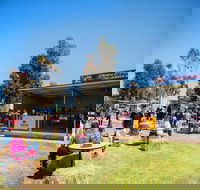 Mathoura Speed Shear and Annual Cancer Fundraiser - Restaurant Guide