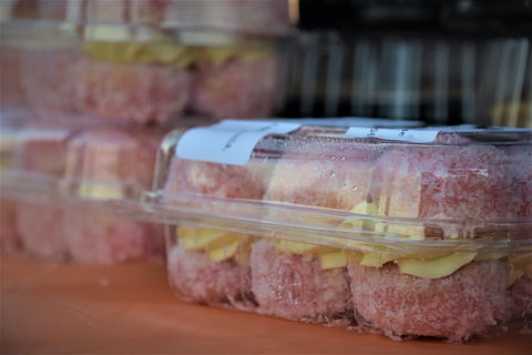 QCWA Sunday Markets Charters Towers - Restaurant Guide 1