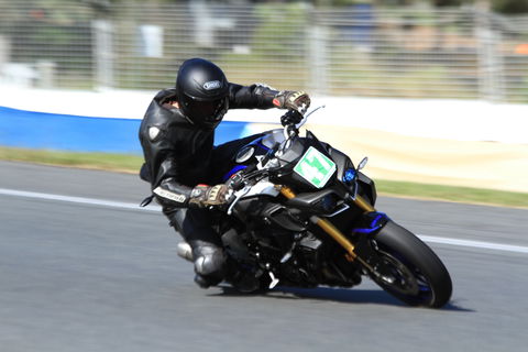 QR Moto Ride Days At Queensland Raceways! - Restaurant Guide 2