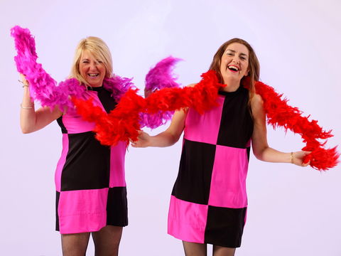 Swinging 60's Show  The Retro Girls - Restaurant Guide 0