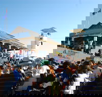 Talmoi Picnic Races - Restaurant Guide