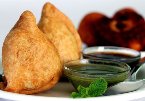 Raj Mahal Indian Restaurant - Restaurant Guide 0