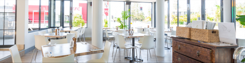 Mermaid Beach Tavern - Restaurant Guide 0