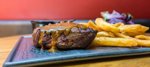 Bar Cleveland - Restaurant Guide 0