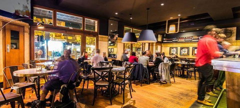 Bar Cleveland - Restaurant Guide 3