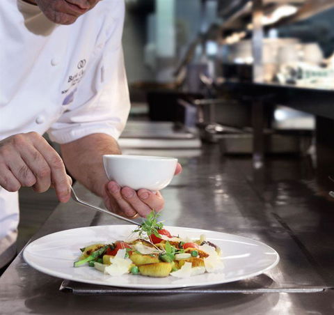Garden Court Restaurant - Restaurant Guide 2