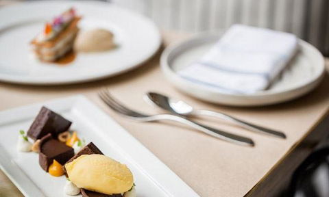 Garden Court Restaurant - Restaurant Guide 3