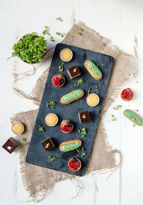 Garden Court Restaurant - Restaurant Guide 8
