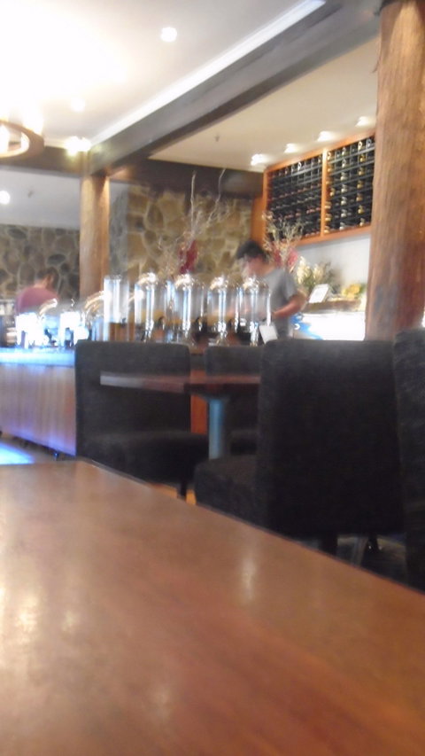 Highland Restaurant - Restaurant Guide 2
