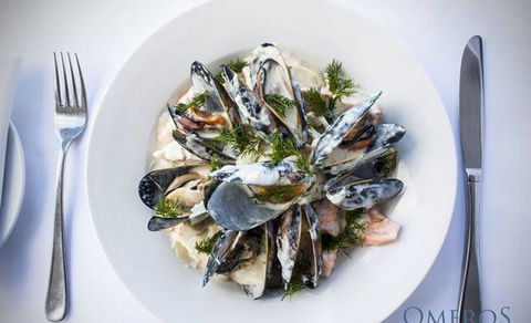 Omeros On The Beach - Restaurant Guide 10