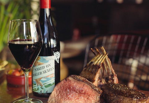 Rhonda's Bar - Restaurant Guide 9