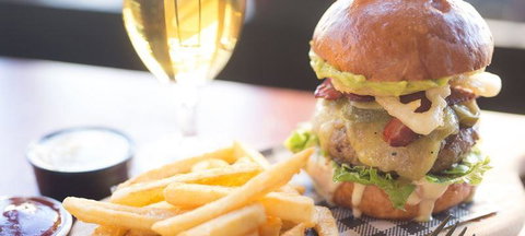 Rhonda's Bar - Restaurant Guide 1