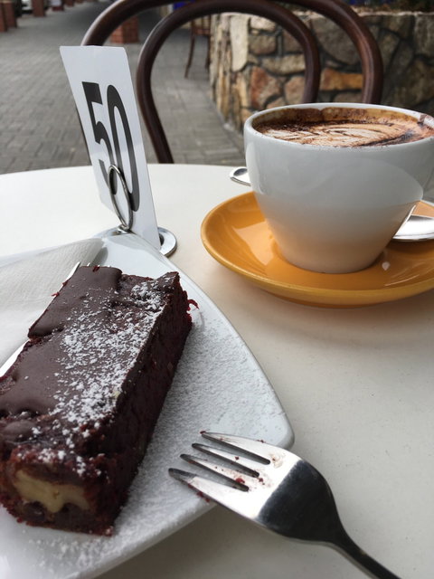 Frederick's Cafe - Restaurant Guide 7