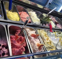 Cool Delights on Bay - Restaurant Guide