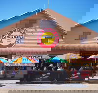 Sandy Beach Hq - Restaurant Guide