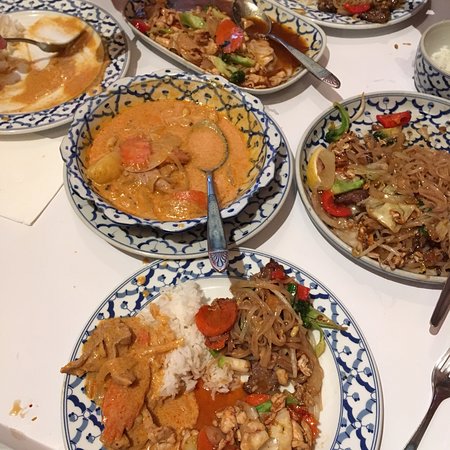 Piyawat Thai Restaurant - Restaurant Guide 0