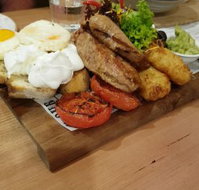 Zelena - Restaurant Guide