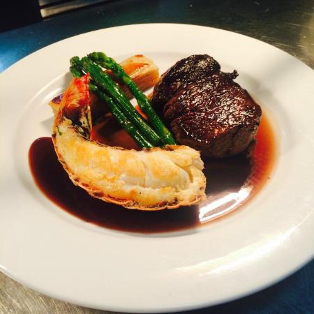 Pippies By The Bay - Restaurant Guide 0