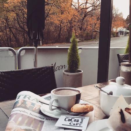 Cocoa Moon Cafe - Restaurant Guide 0