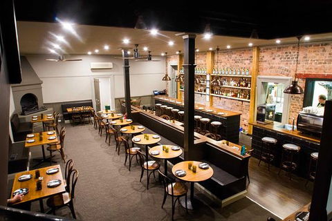The Courthouse - Restaurant Guide 0