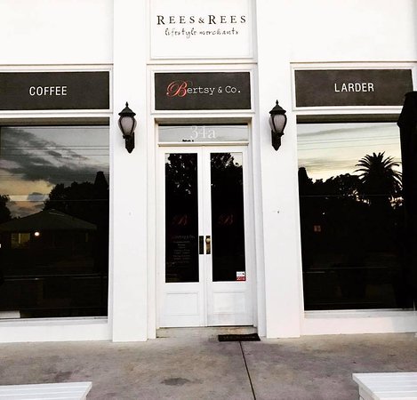 Bertsy & Co - Restaurant Guide 0