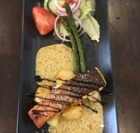 Hughies Cafe and Grill - Restaurant Guide