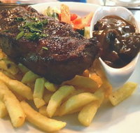 Shamrock Hotel Kyneton - Restaurant Guide