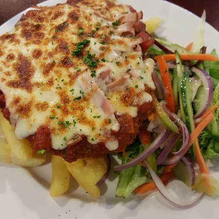 Leggies Moe Hotel - Restaurant Guide 0