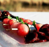 Glen Helen Homestead Lodge - Restaurant Guide