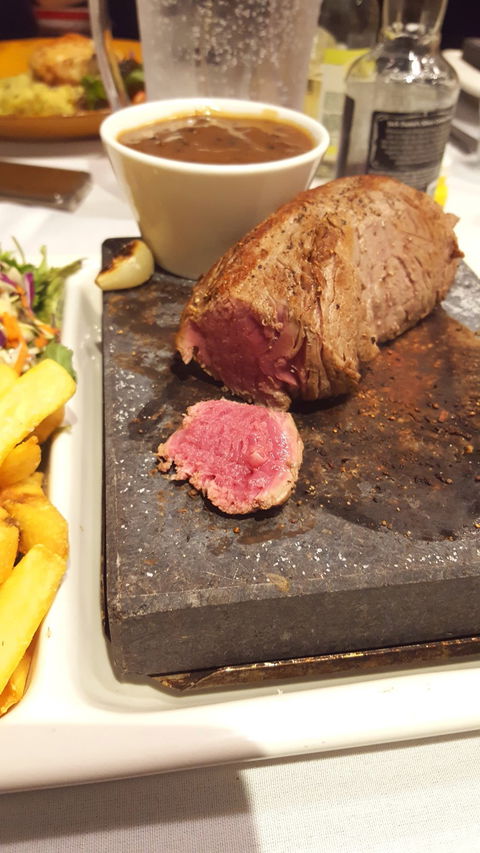 The Woodville Hotel - Restaurant Guide 2