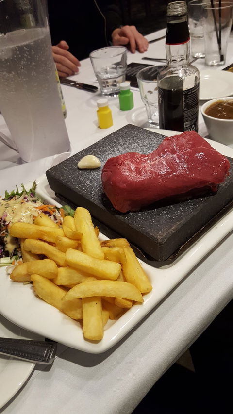 The Woodville Hotel - Restaurant Guide 5