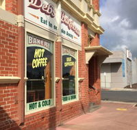 Deb's Bakehouse - Restaurant Guide