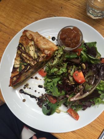 La Trattoria - Restaurant Guide 0