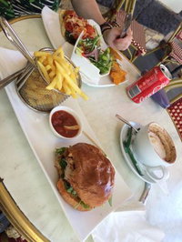 Supreme Bar and Restaurant