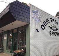 Gum Tree Pies - Restaurant Guide