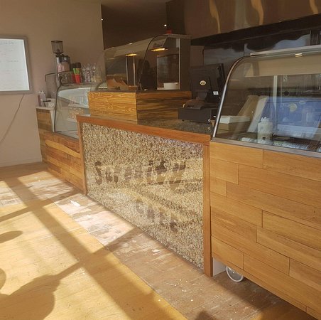 Elingamite VIC Restaurant Guide