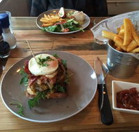 The Front Paddock Cafe - Restaurant Guide