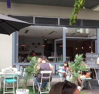 Social Hideout - Restaurant Guide