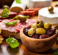 Dog  Parrot Tavern - Restaurant Guide