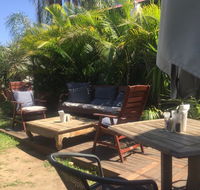 Art Shelter - Restaurant Guide